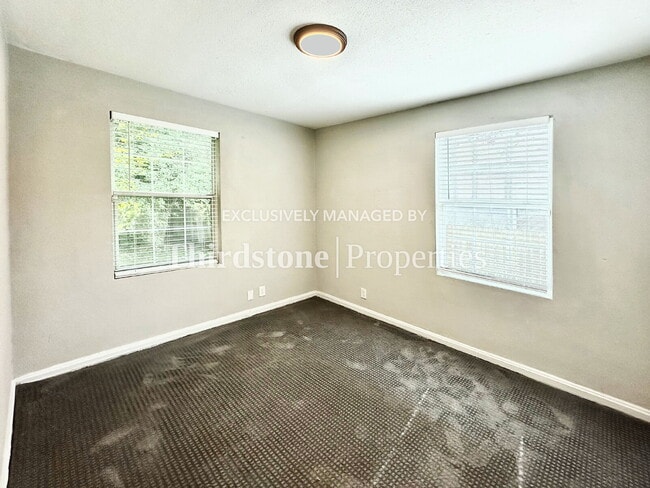 Building Photo - 2748 Gilmore St