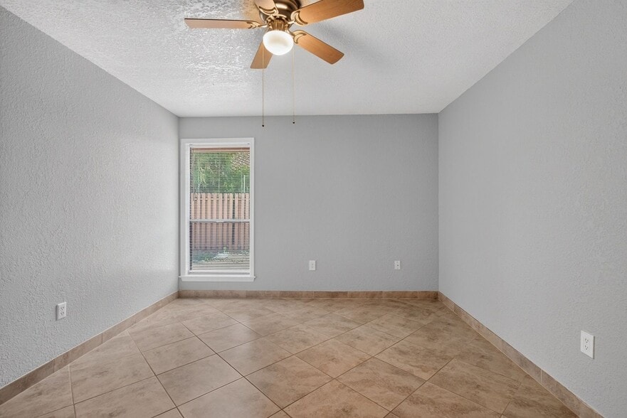 Building Photo - 659 Montego Bay Ct
