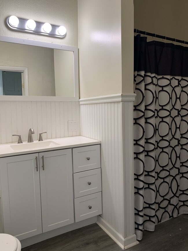 Building Photo - 135 S 2nd St