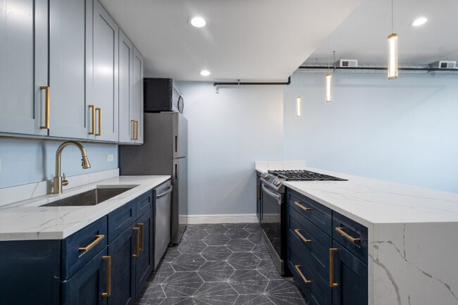 Building Photo - 9909 W Roosevelt Rd