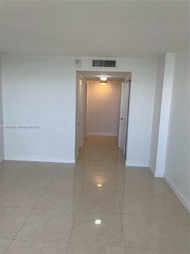 Building Photo - 13155 Ixora Ct