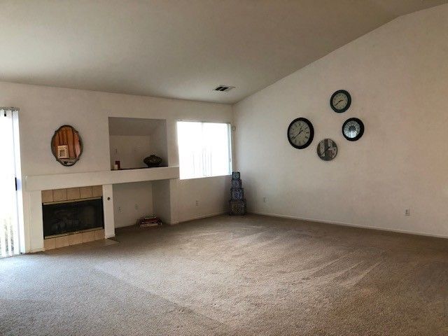 Building Photo - 10620 Cactus Dr
