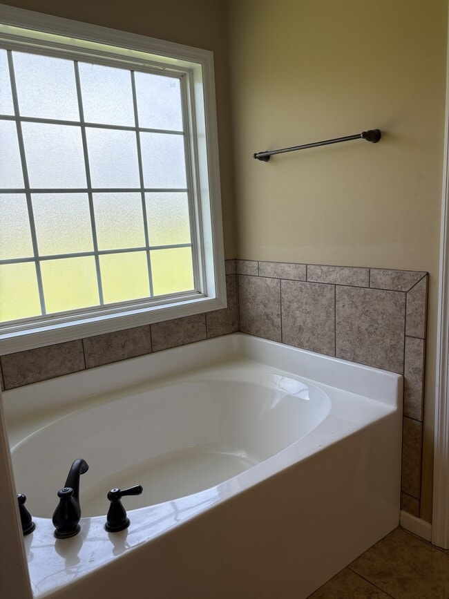 Building Photo - 26 Mill Pond Pl