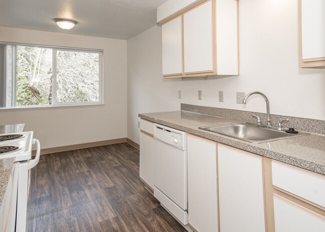 Interior Photo - Rivercrest Apartments