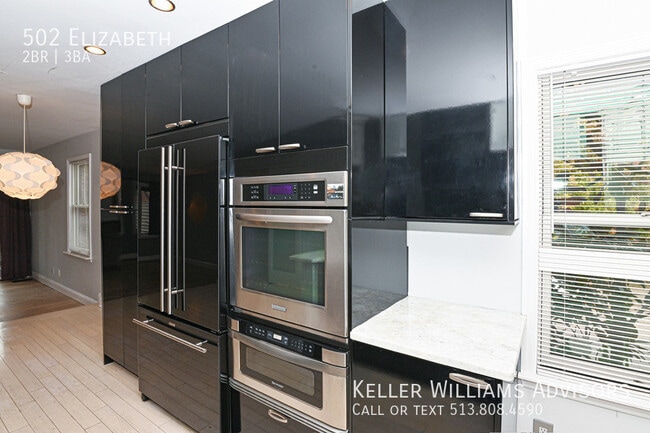 Building Photo - 502 Elizabeth-
