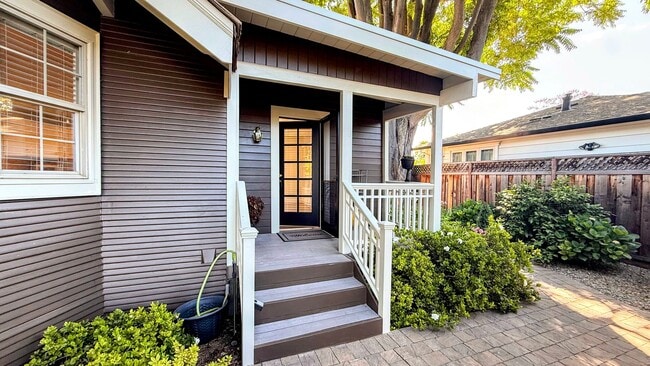 Building Photo - 1BD/1BA - Beautifully Updated Willow Glen Home with Mini-Splits, New Bath & Private Patio