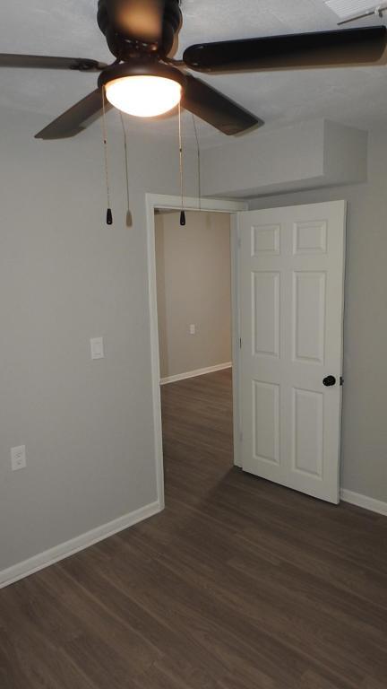 Building Photo - 5928 Elmwood Ave