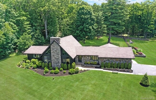 Building Photo - 475 N Riverside Rd