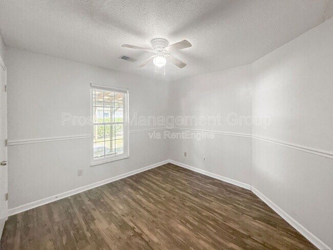 Building Photo - 8108 Halifax Way