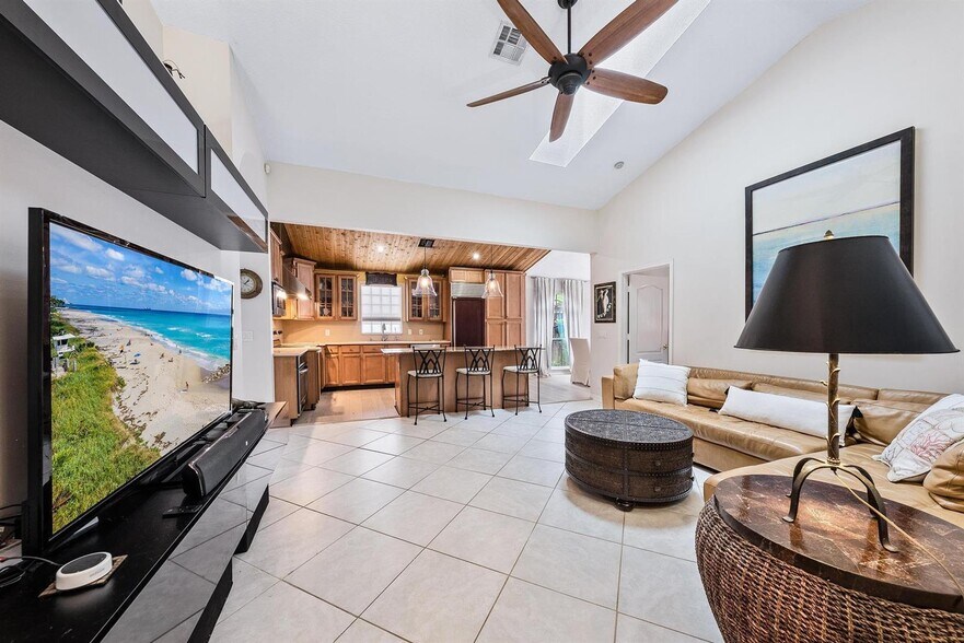 Building Photo - 149 Cypress Cv
