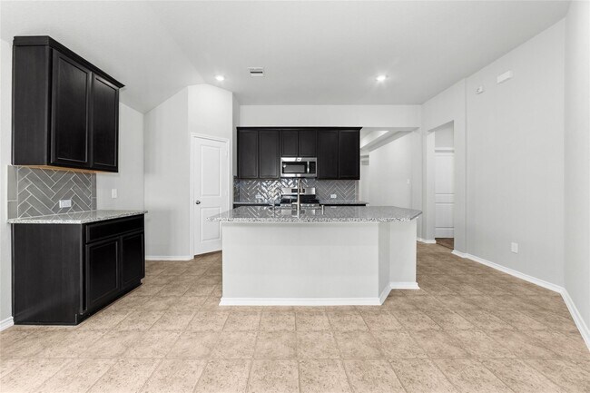 Building Photo - 8807 Oak Ivy Ln