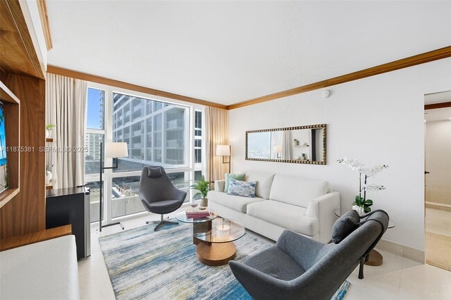 Building Photo - 6801 Collins Ave