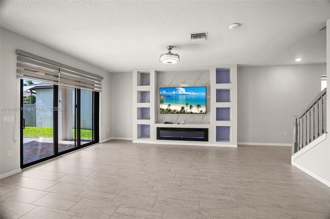 Building Photo - 8197 Hanoverian Dr