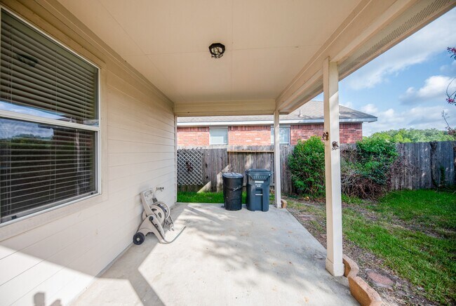 Building Photo - 25310 Basil Brook Ct