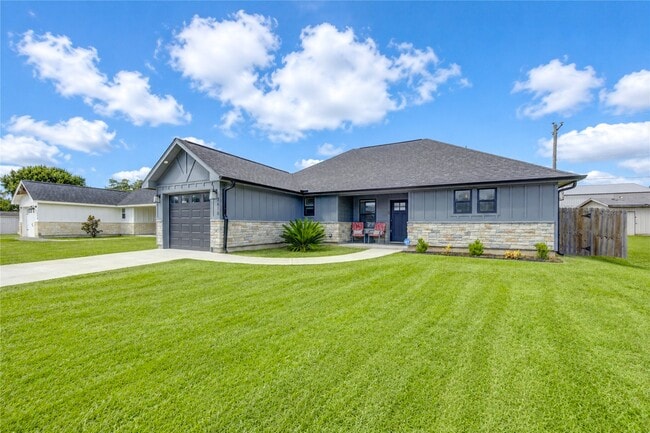 Building Photo - 7610 Avenue G