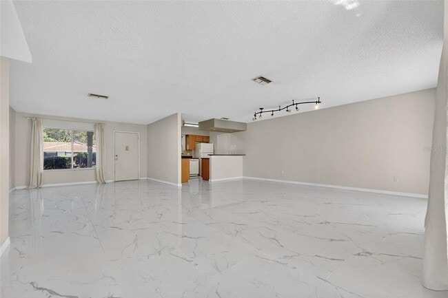 Building Photo - 10659 Windsor Ct