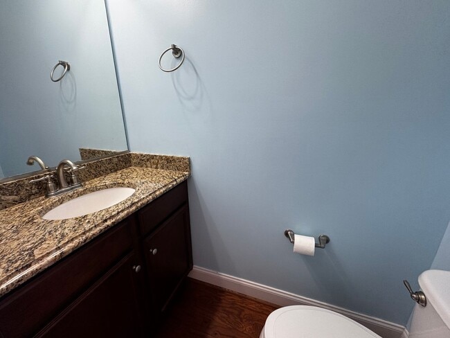 Building Photo - 5042 Wyngate Village Dr