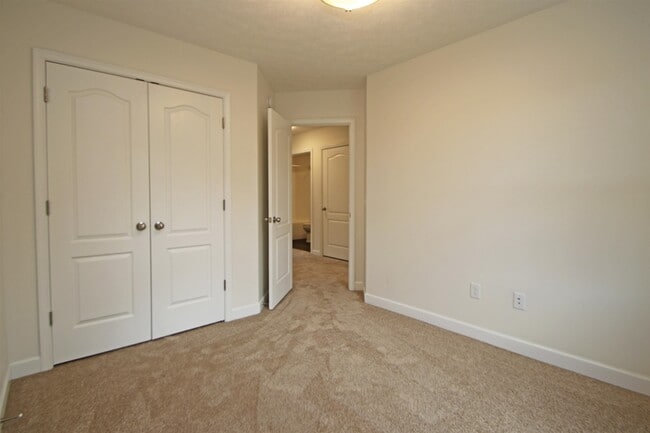 Building Photo - 186 Cedar Point Ln