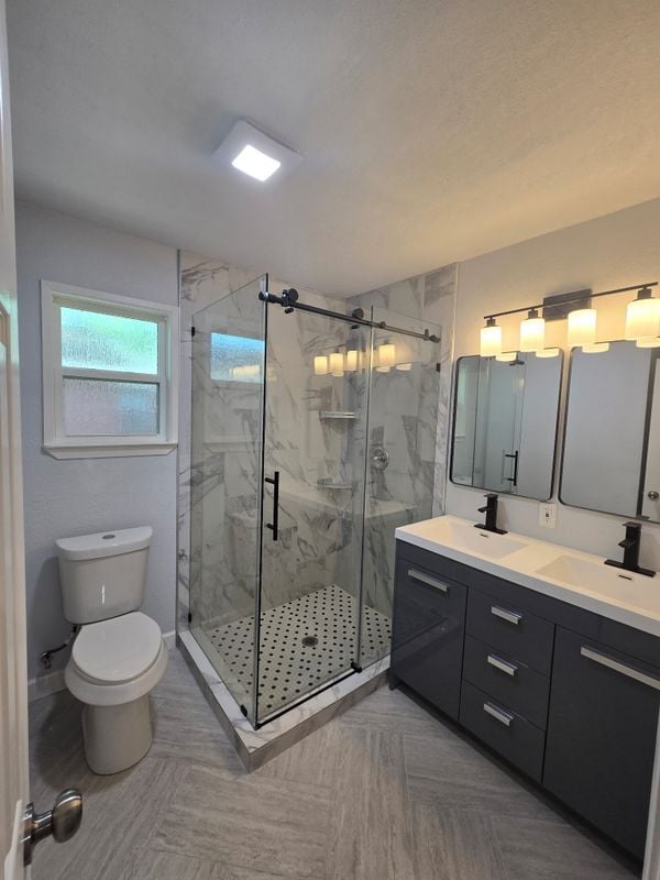 Building Photo - 2647 Springvale Dr