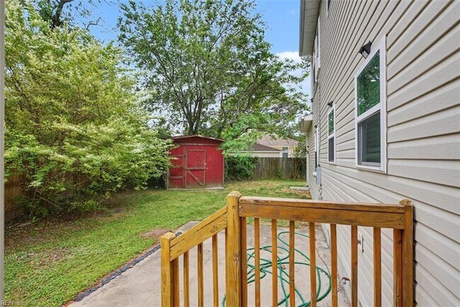 Building Photo - 6324 Grimes Ave
