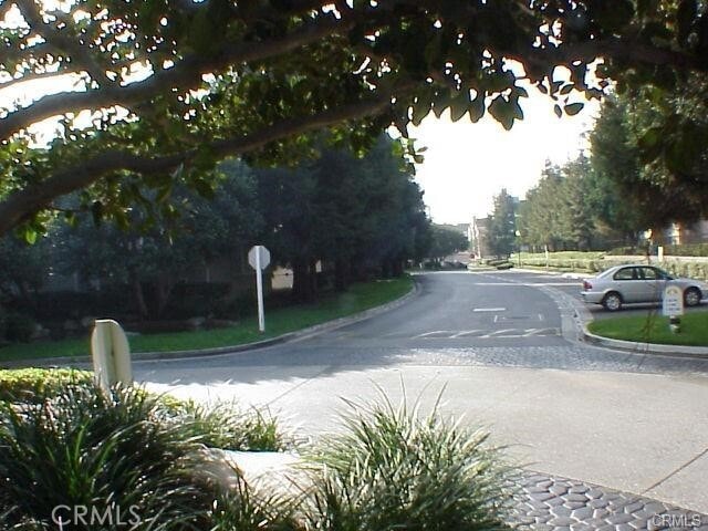 Building Photo - 2800 Plaza del Amo