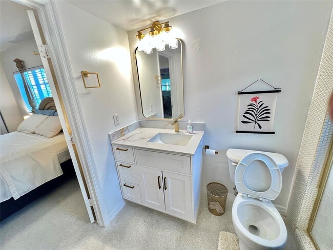 Building Photo - 400 NW 19th Terrace