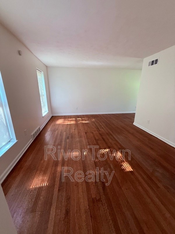 Building Photo - 4867 Haleville Rd
