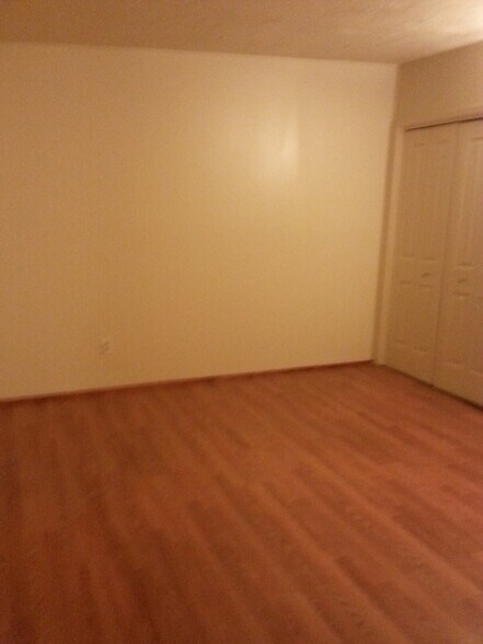 Building Photo - 3001 E Blacklidge Dr