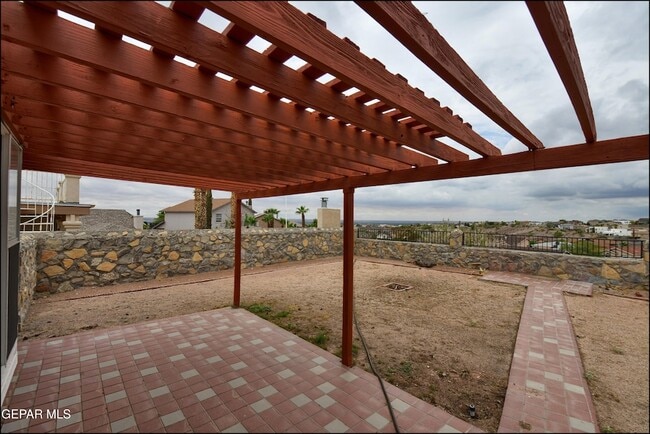 Building Photo - 7089 Black Ridge Dr