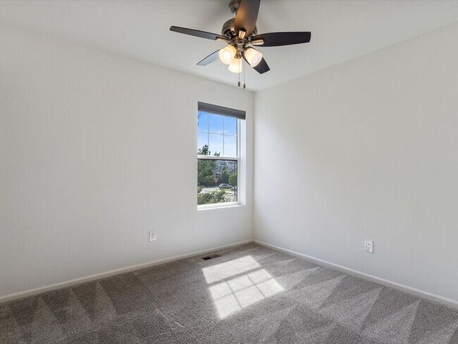 Building Photo - 8971 E 59th Pl