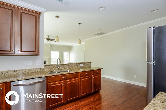 Building Photo - 417 Marie Way