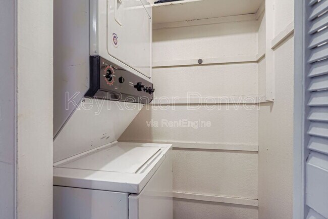 Building Photo - 12162 Melody Dr