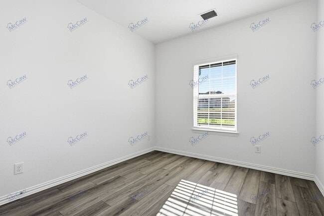 Building Photo - 239 Golden Run Dr