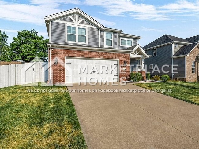 Building Photo - 554 Vining Ln