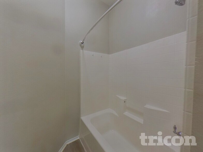 Building Photo - 10616 Lipan Trail