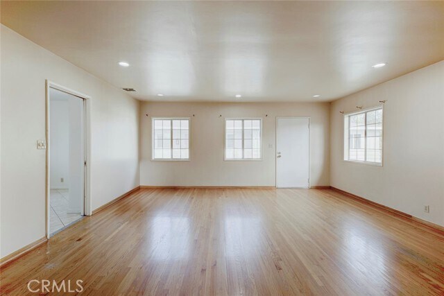 Building Photo - 1209 E Lexington Dr