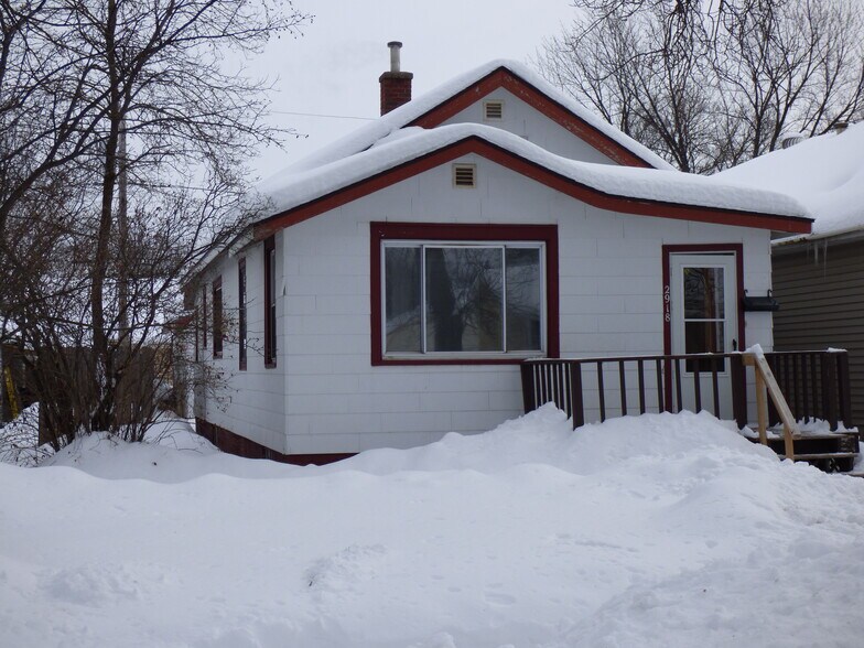 Building Photo - 2918 2nd Avenue east