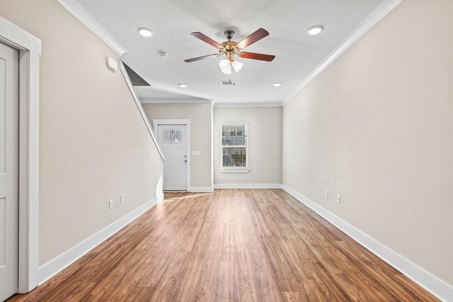 Building Photo - 246 N Sand Palm Rd