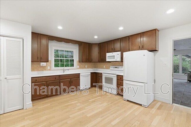 Building Photo - 1436 Ironwood Dr