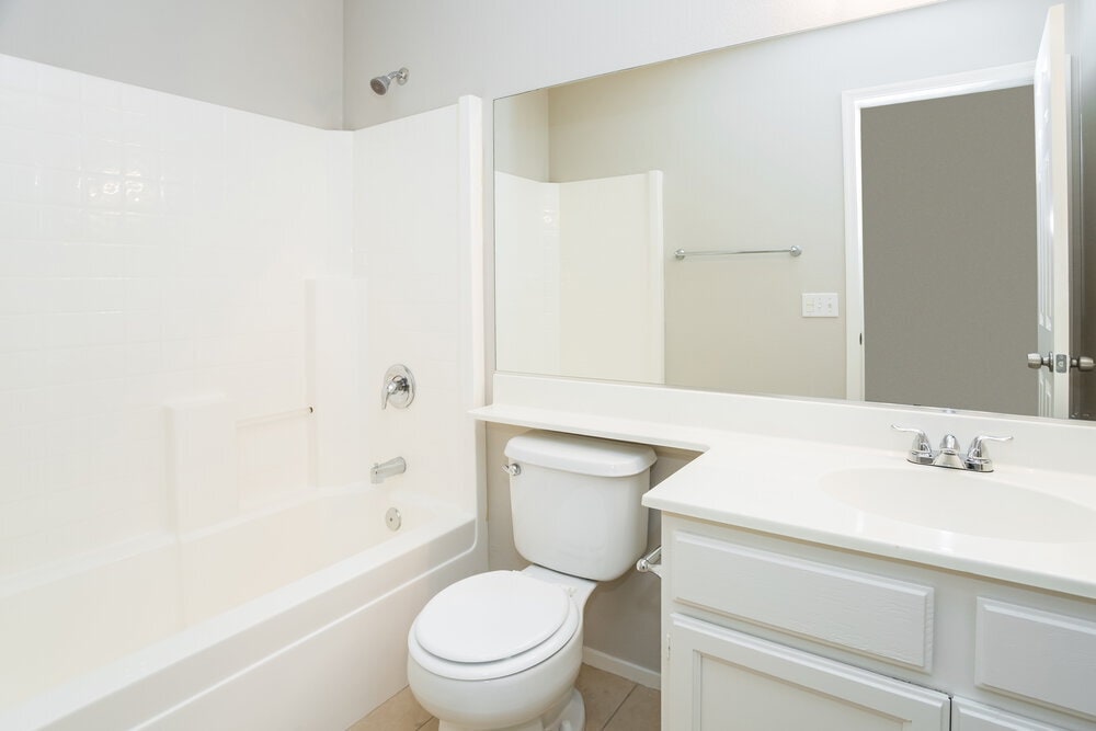 Building Photo - 2113 Annbriar Ave