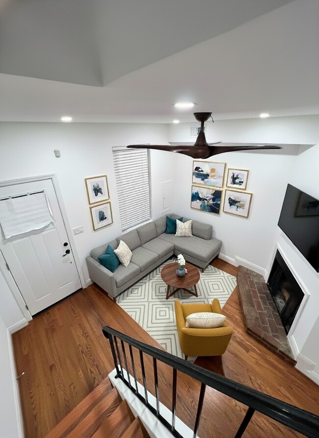 Building Photo - 1423 K St SE