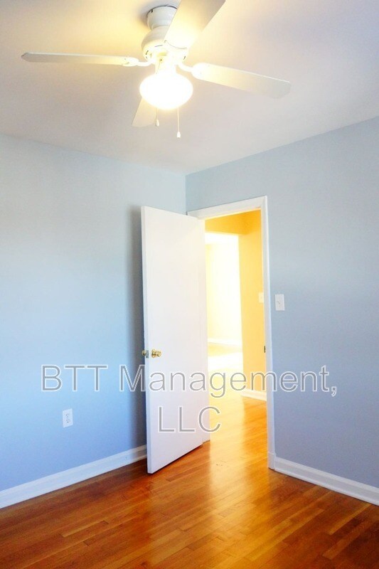 Building Photo - 4013 38th St