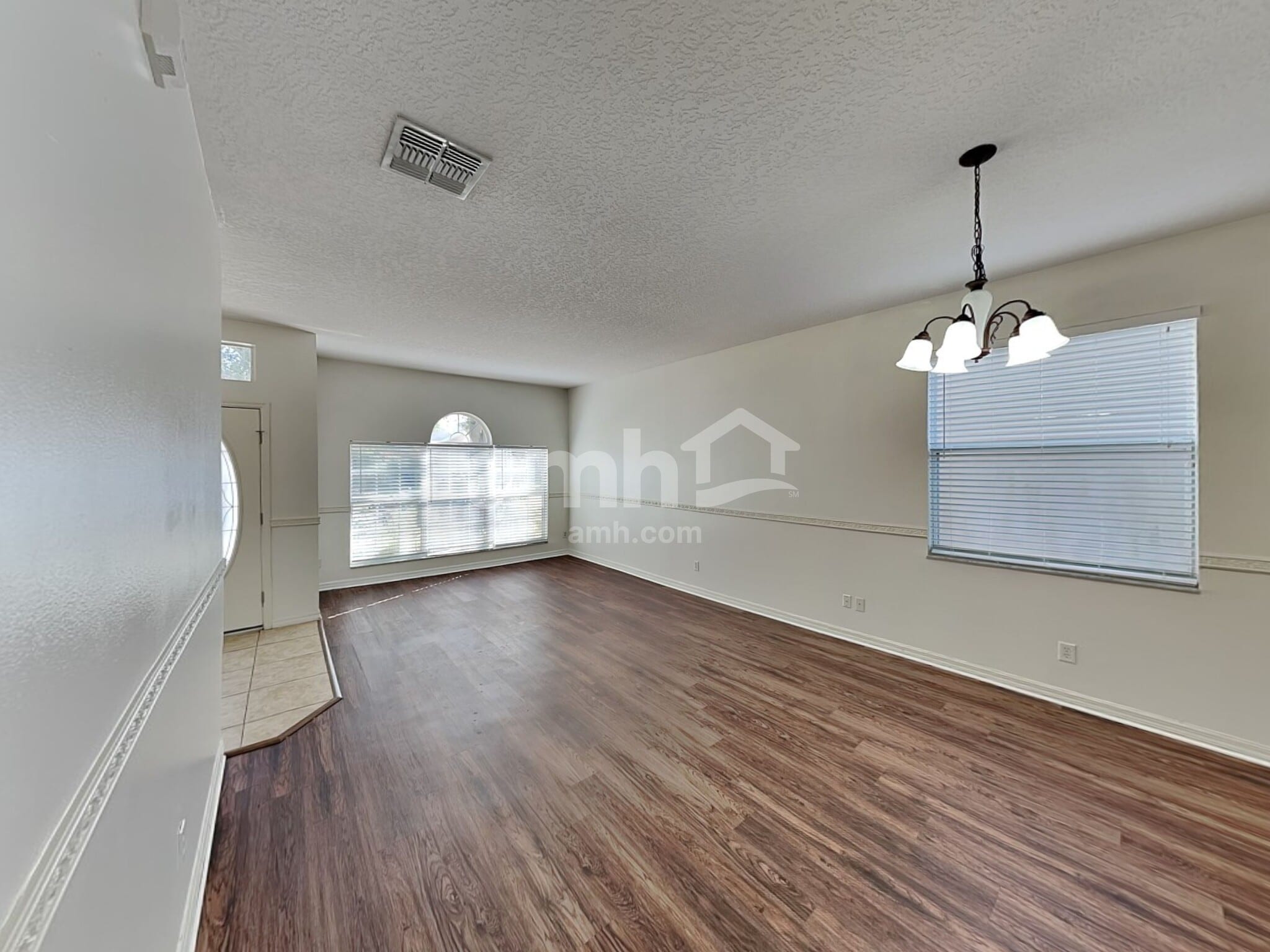 Building Photo - 513 Spring Leap Cir