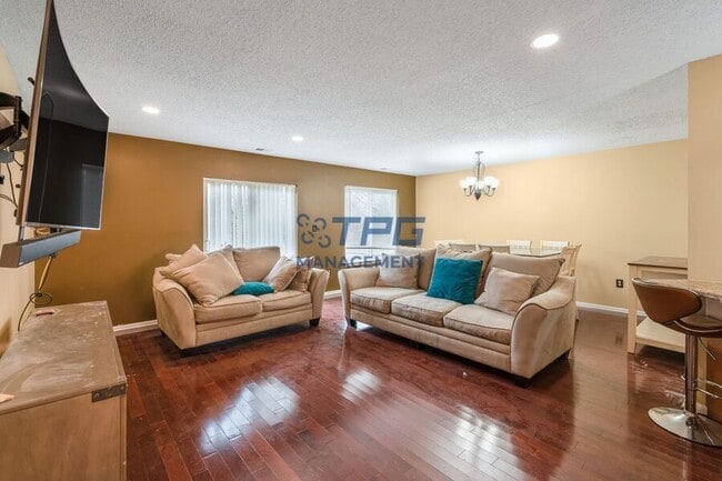 Building Photo - 26 Catherine Ct