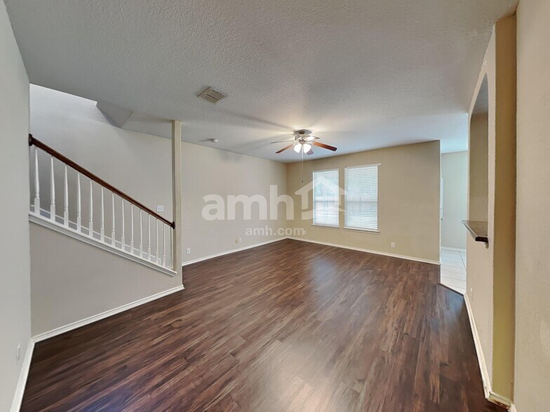 Building Photo - 12139 Karnes Way