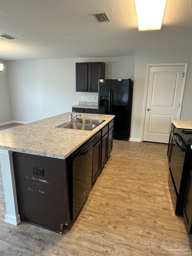 Building Photo - 5873 Bay Tree Court