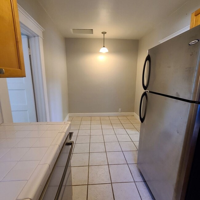 Building Photo - Diamond Duplex