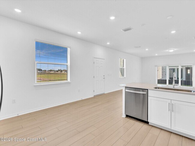 Building Photo - 4307 Jetty Ln