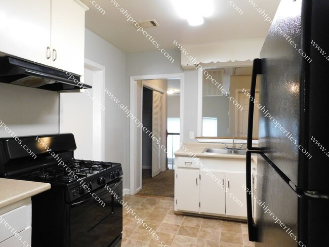 Building Photo - 3564 N Georgetown Dr