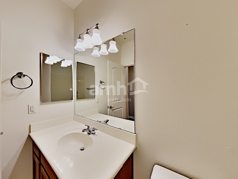 Building Photo - 20025 N 20th St